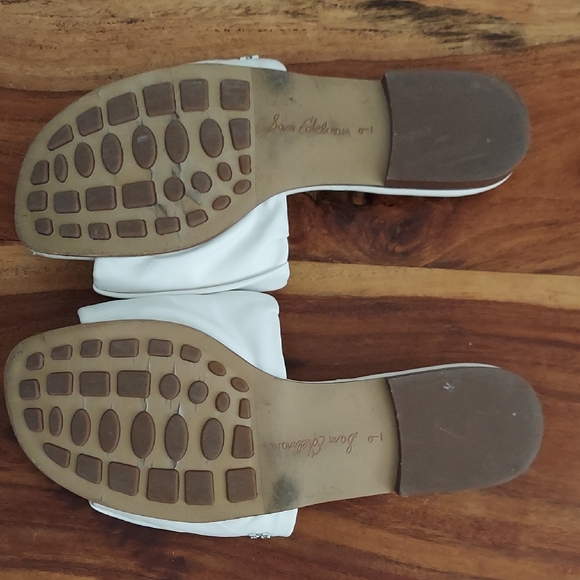 Sam Edelman White Quilted Slide Sandals, Size 9 - Picture 7 of 12